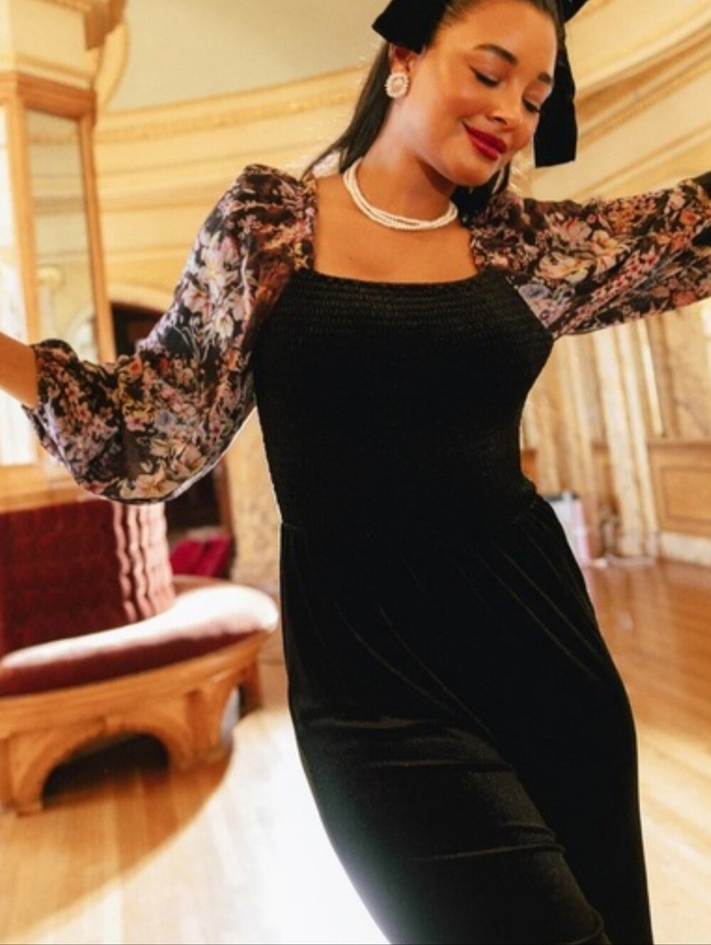 Ivy City Co McKinlry Black Jumpsuit Floral Sheer Sleeves Smocked Velvet L Chic